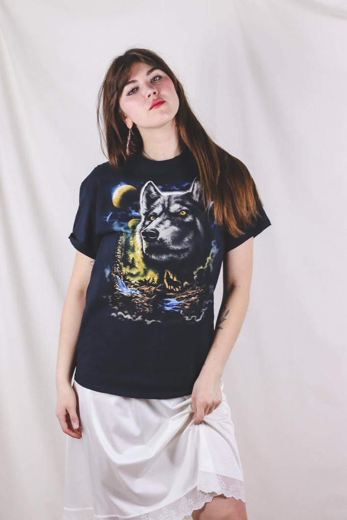 Moon Wolf vintage t-paita