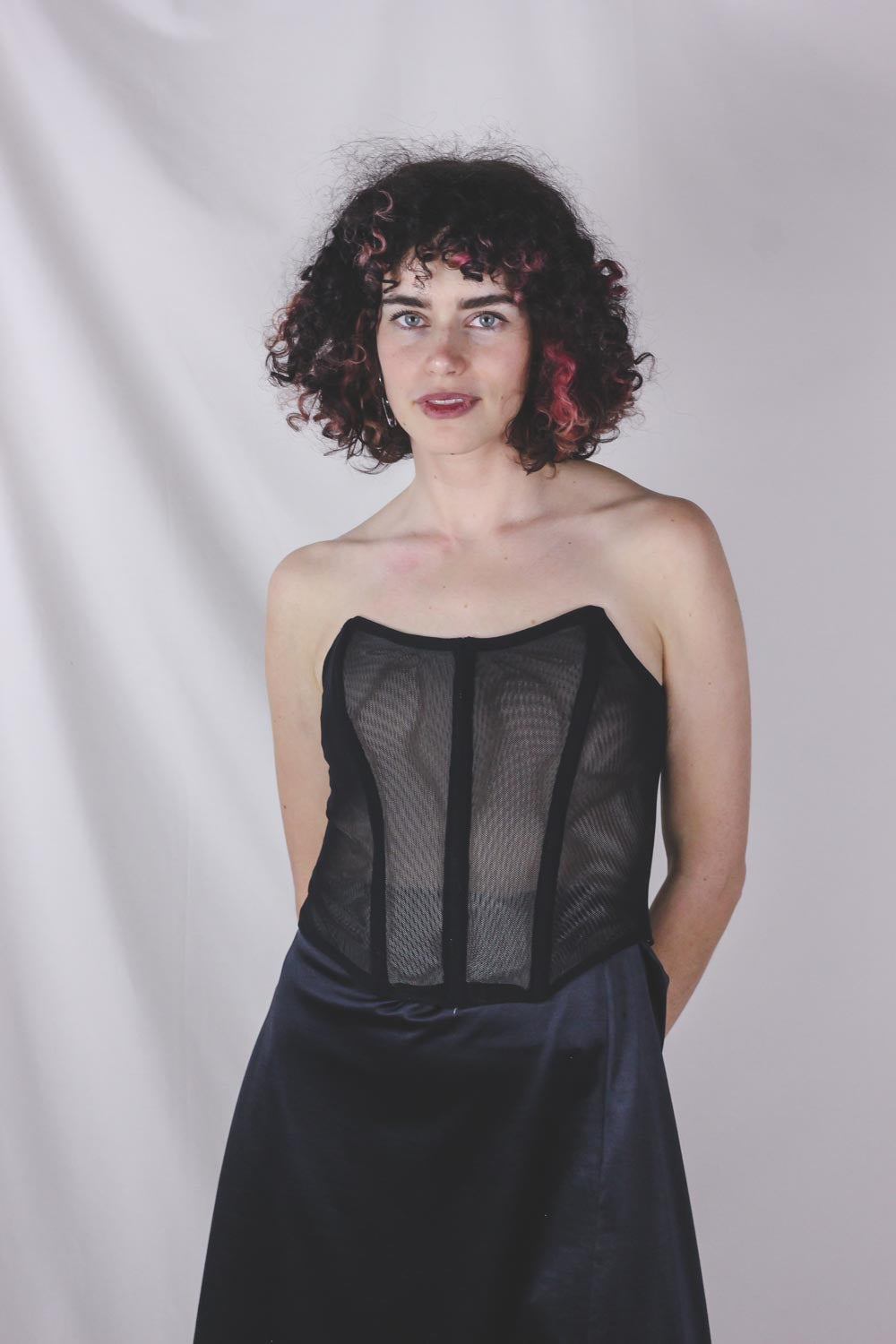 Salma 2hand-korsetti