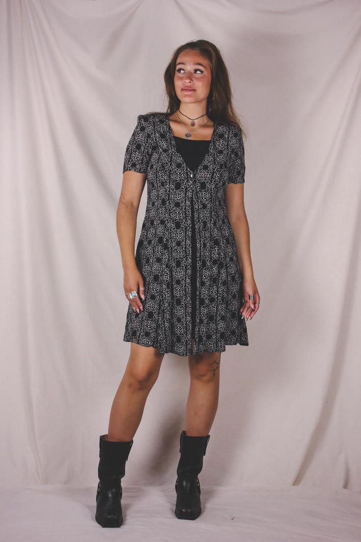Adina vintagemekko