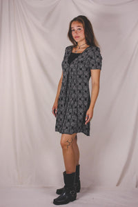 Adina vintagemekko
