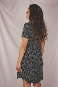 Adina vintagemekko