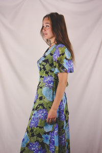 Elina 70-luvun vintagemekko