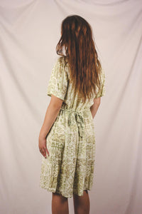 Ebba 90-luvun vintageviskoosimekko