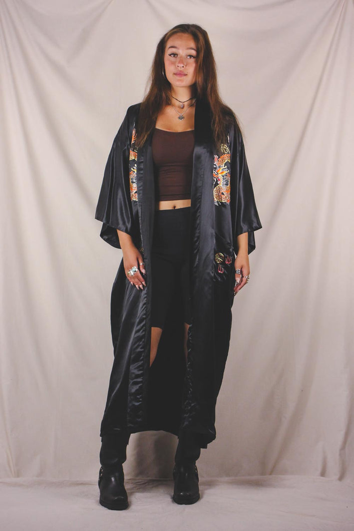 Phoenix Embroidery silkkinen lohikäärmetakki