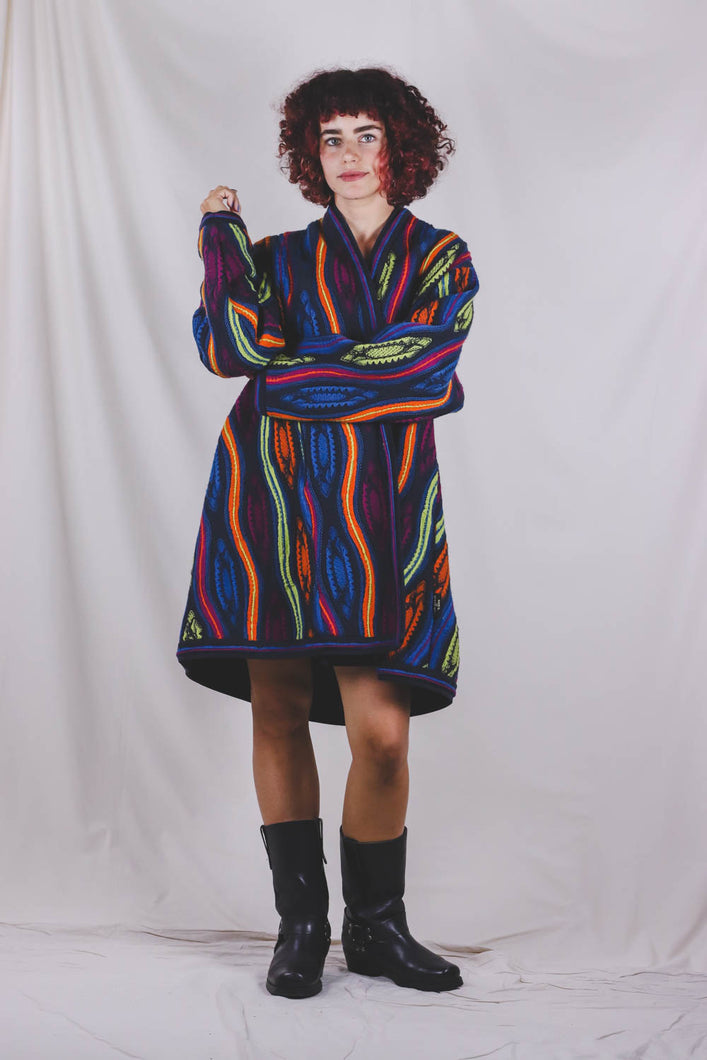 Mai australialainen coogi-vintageneuletakki