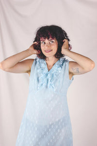 Sevina 70-luvun baby blue maksimekko