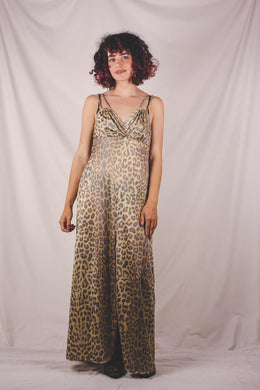 Leona kotimainen leopardivintagemekko