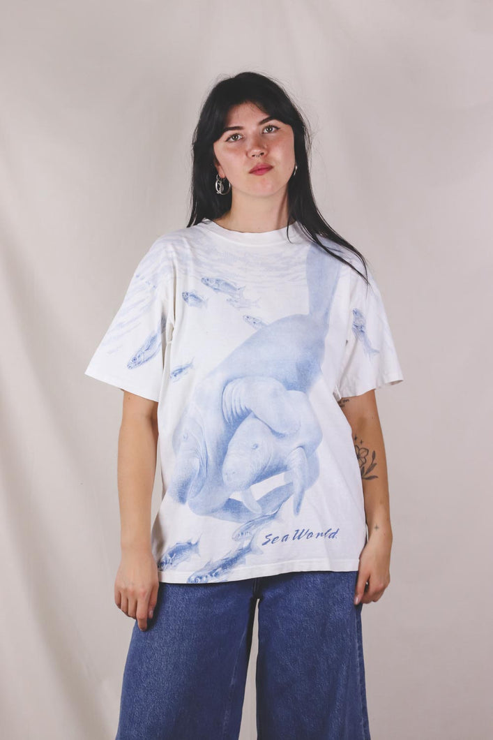 Sea animals vintage t-paita