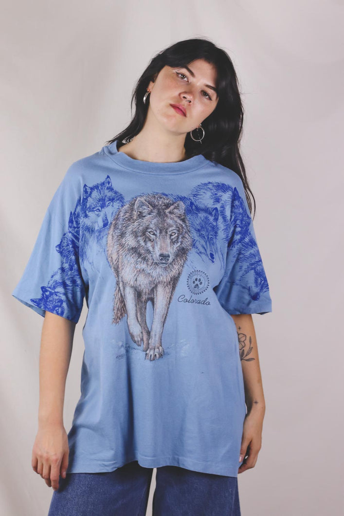 Wolf sleeve vintage t-paita