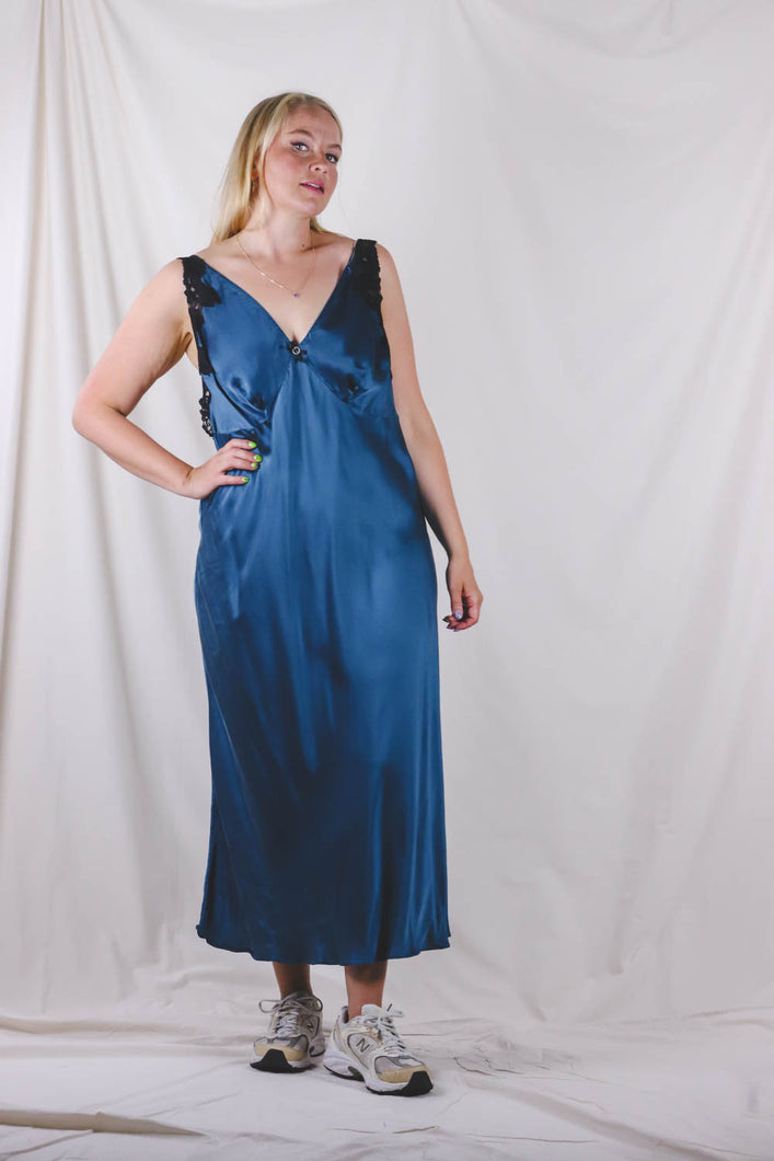 Keala silkkinen vintage slip dress
