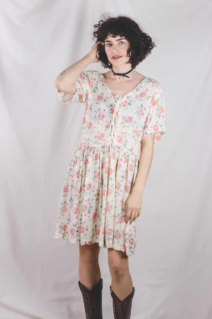 Vanesa 90-luvun vintagemekko