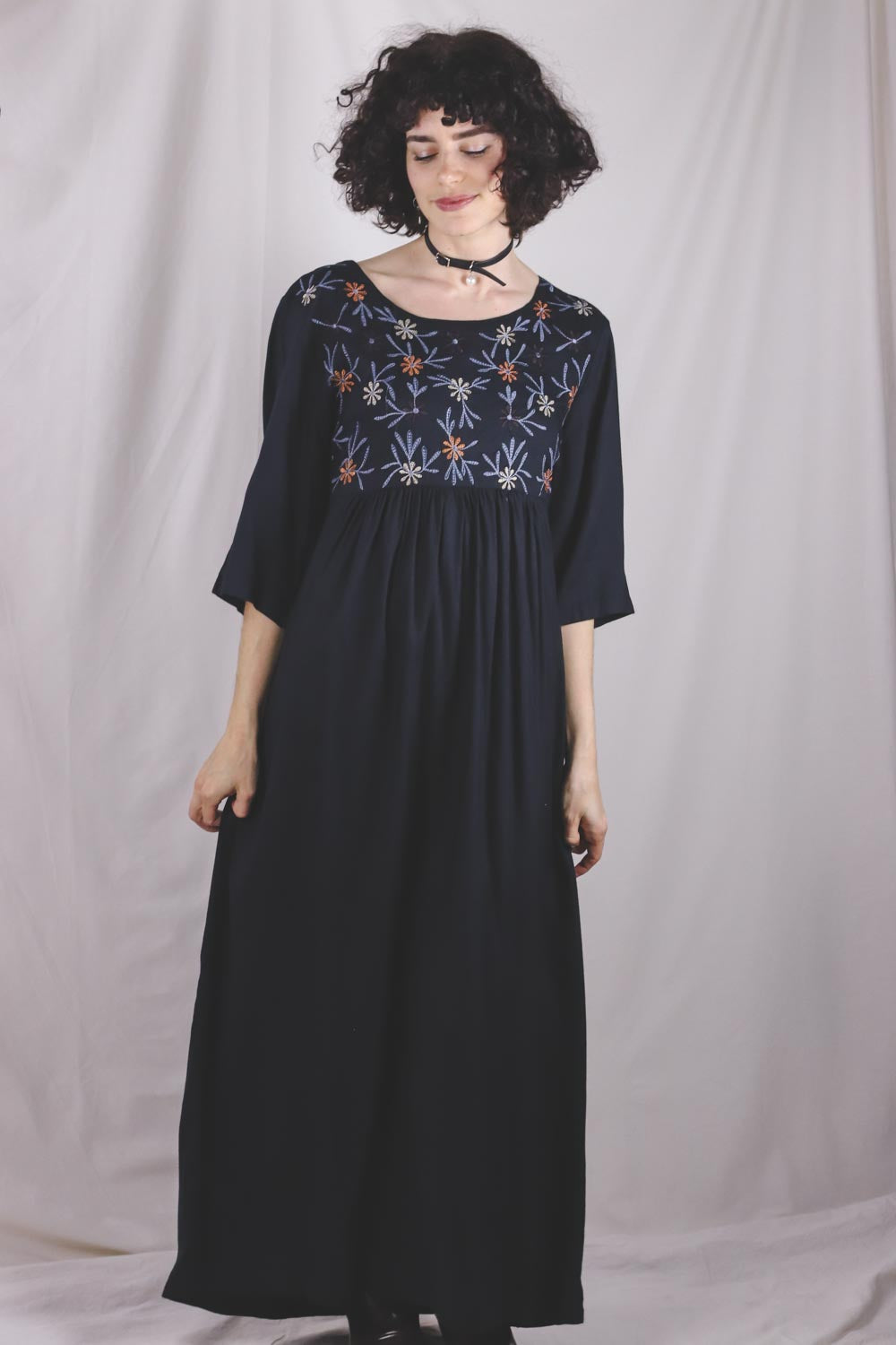Angie 90-luvun vintagemekko