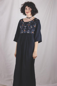 Angie 90-luvun vintagemekko