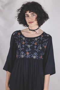 Angie 90-luvun vintagemekko