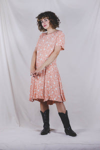 Nessa 80/90-luvun vintagemekko