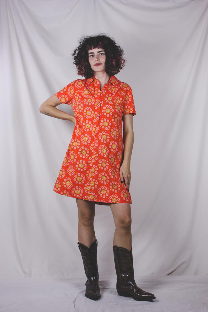 Leida 60-luvun vintagemekko