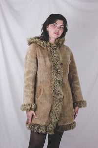 Liona vintagelampaankarvatakki
