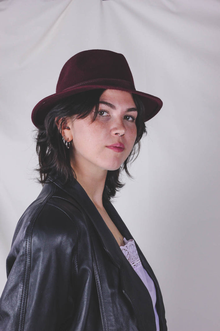 Burgundi vintagevillahattu
