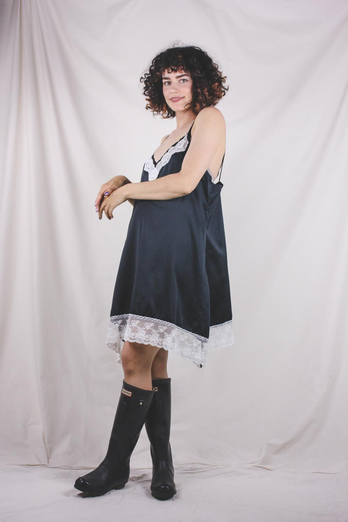 Ava 90-luvun slip dress
