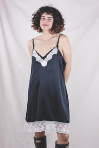 Ava 90-luvun slip dress