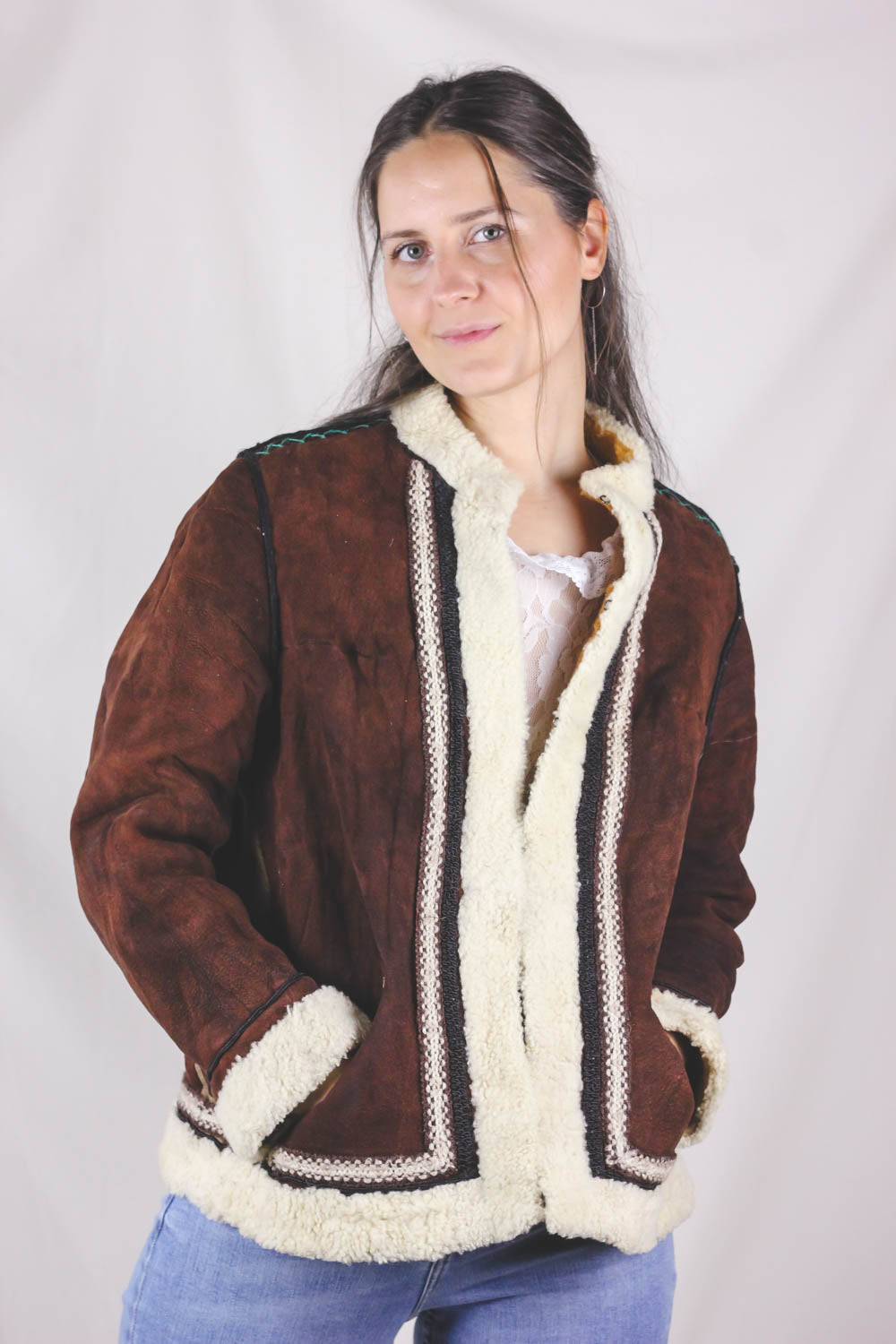 Elide vintagelampaankarvatakki