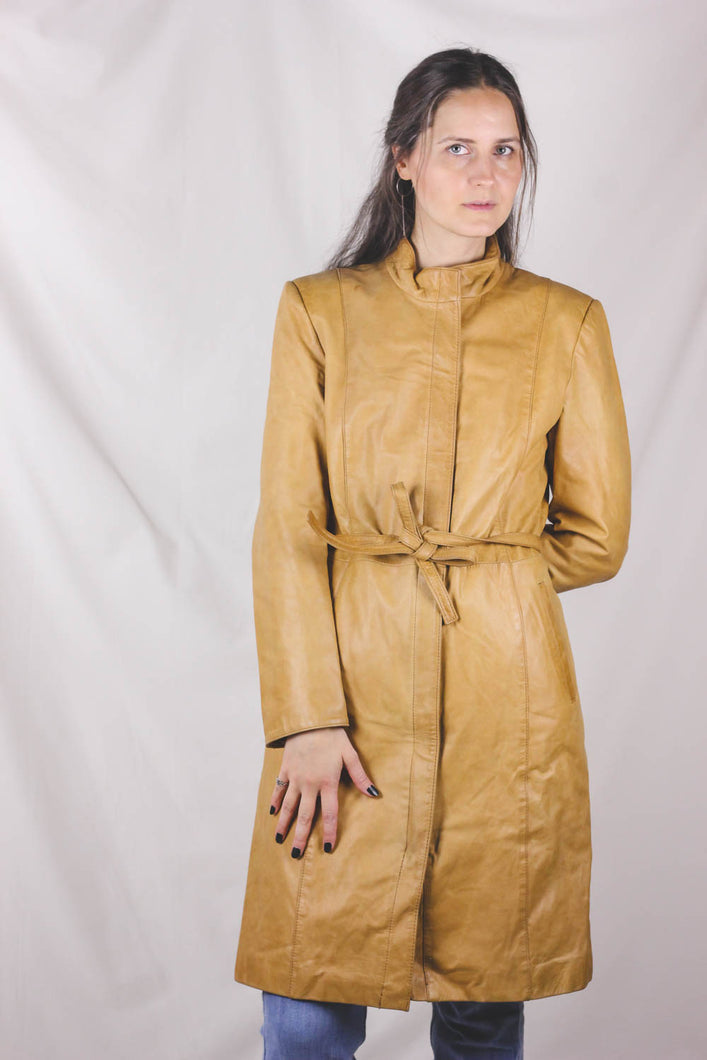 Alisa 70-luvun vintagenahkatakki