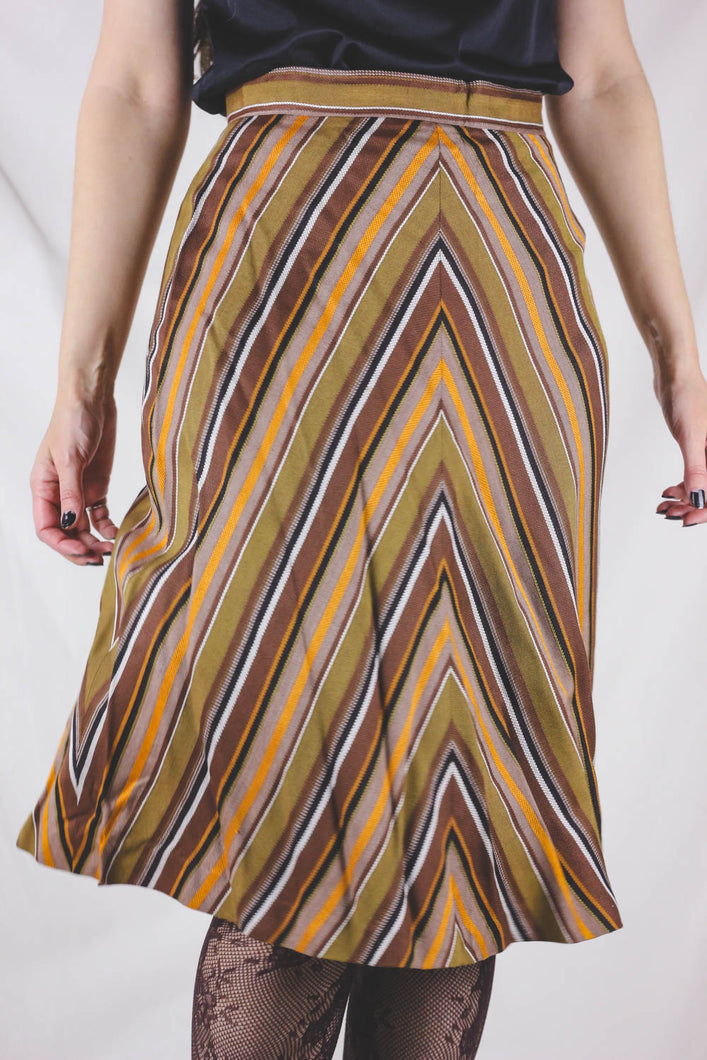 Solja 60-luvun kevyt vintagehame