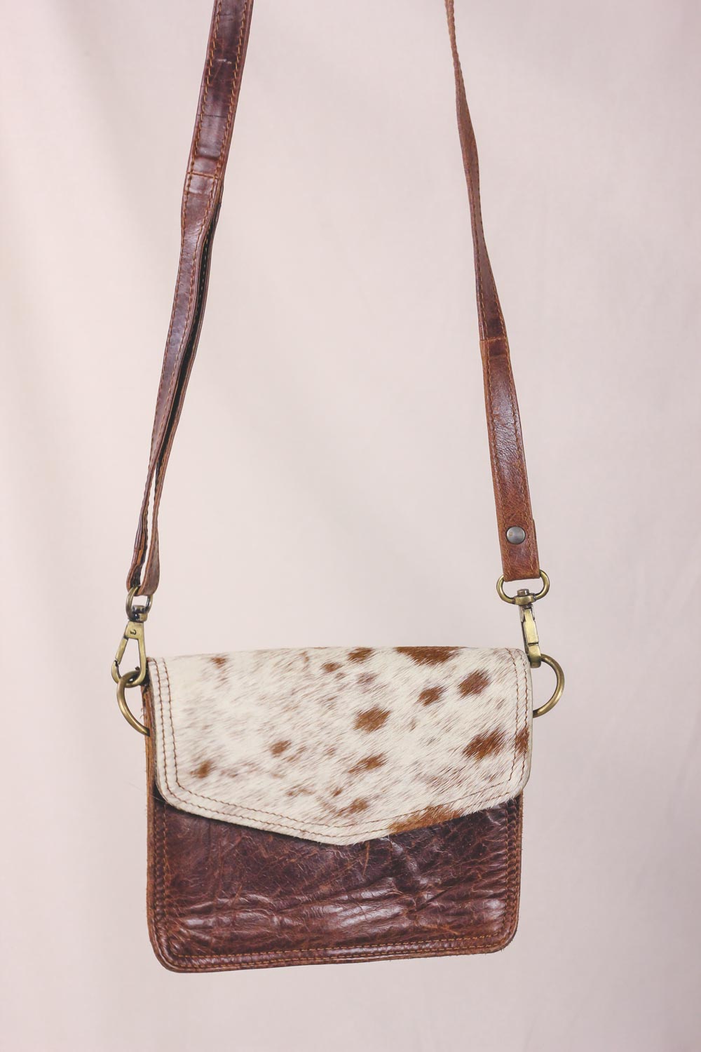 Emmina vintagenahkalaukku