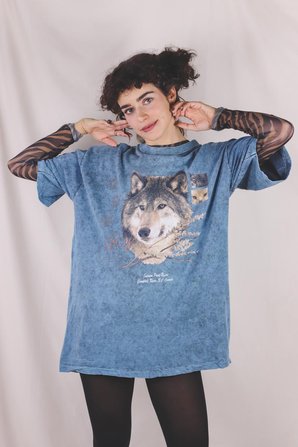 Blu wolf vintage t-paita