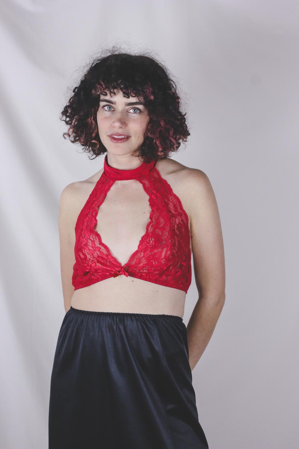 Relda punainen pitsiyläosa