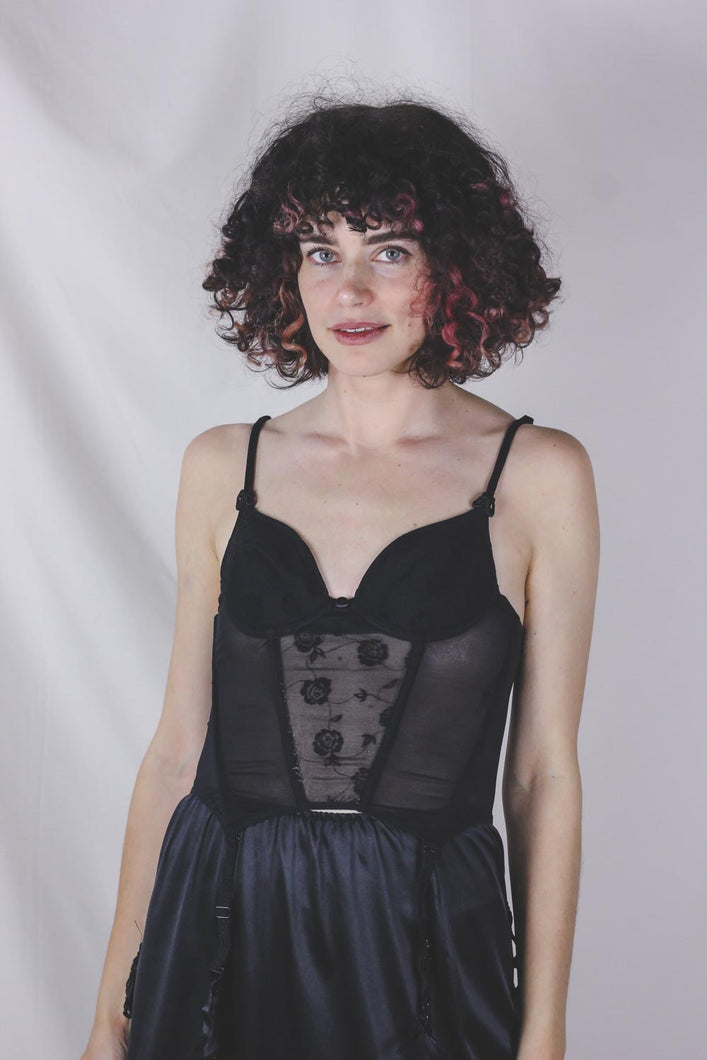 Mirelda musta vintagekorsetti 65B