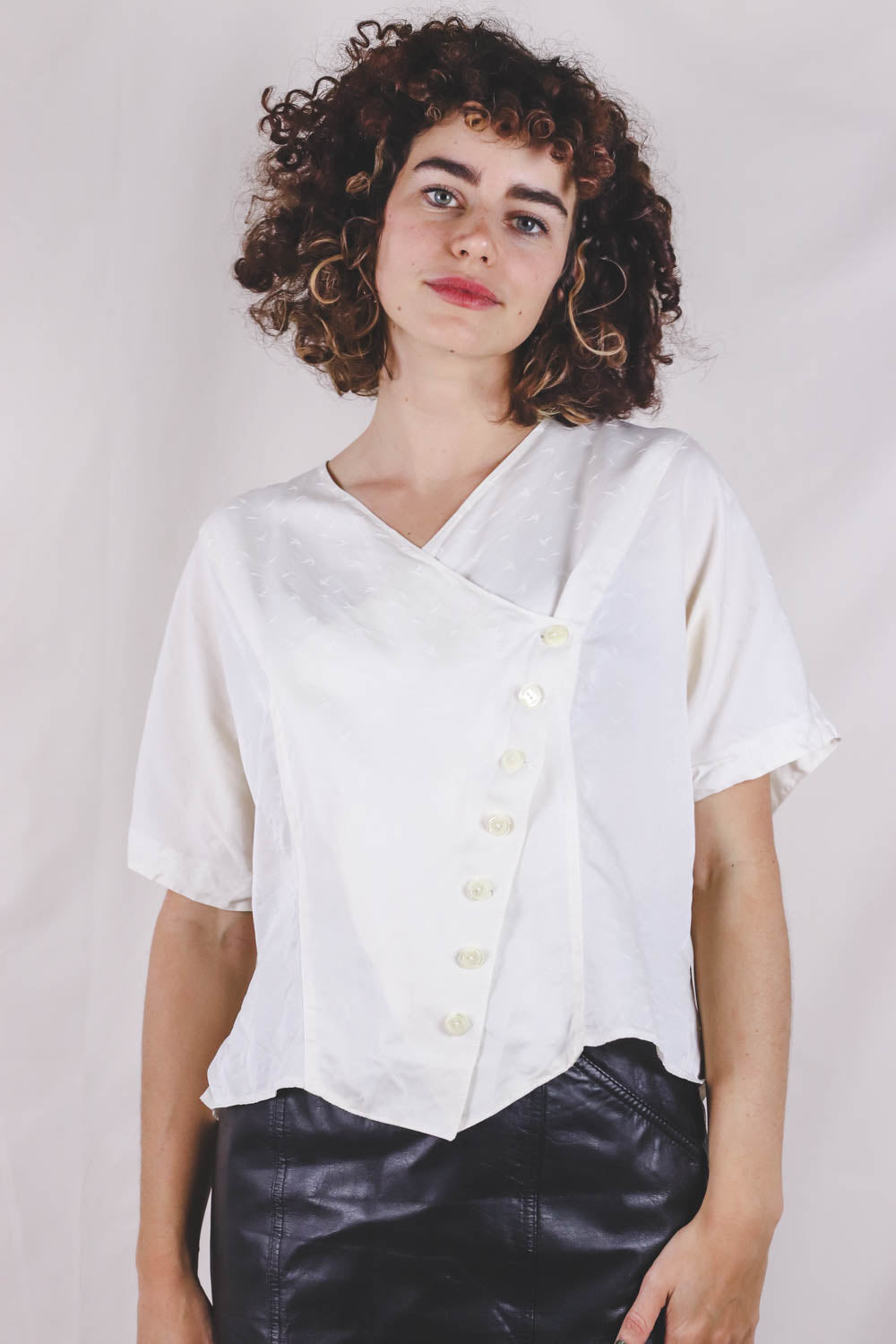 Lia vintagesilkkipusero