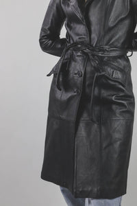 Augusta vintagenahkatrenssi
