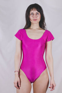 Aimi ribattu vintagebody